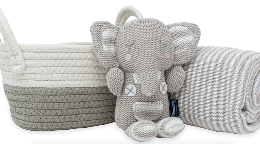 7 Beautiful Gift Ideas to Add to Your Baby Registry
