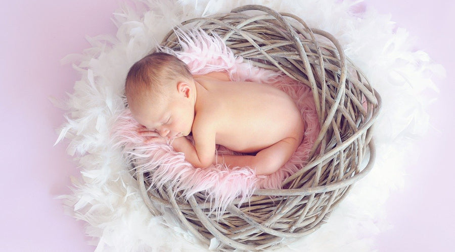 9 Things to Consider for Your DIY Newborn Photoshoot