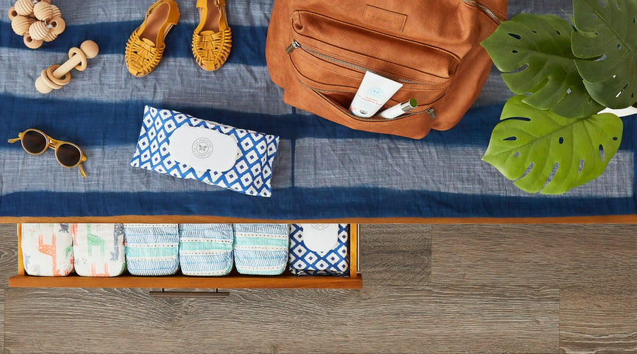 Your Guide to Packing Your Everyday Diaper Bag with a Newborn Baby